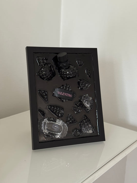 Hajuvesitaulu - Valentino Uomo Born In Roma Intense - Finscents